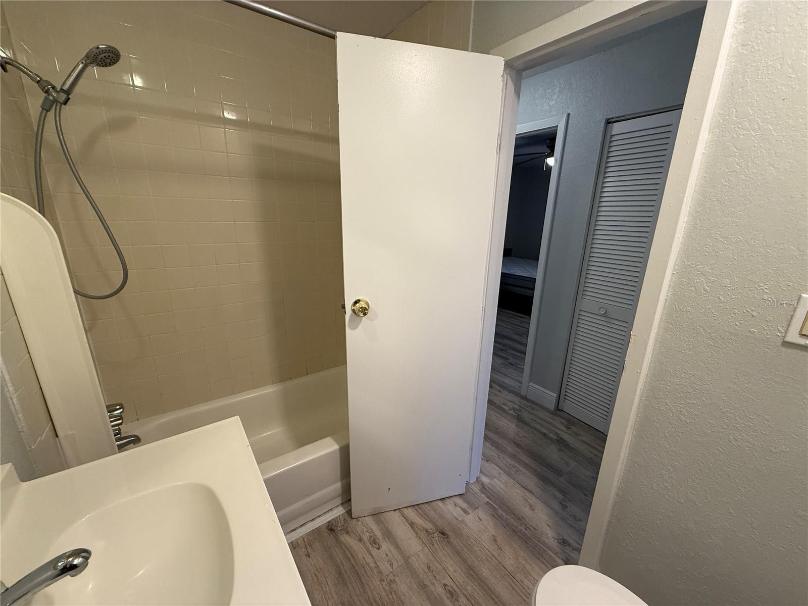 Image 22 of 25 For 2811 Archer Road P132