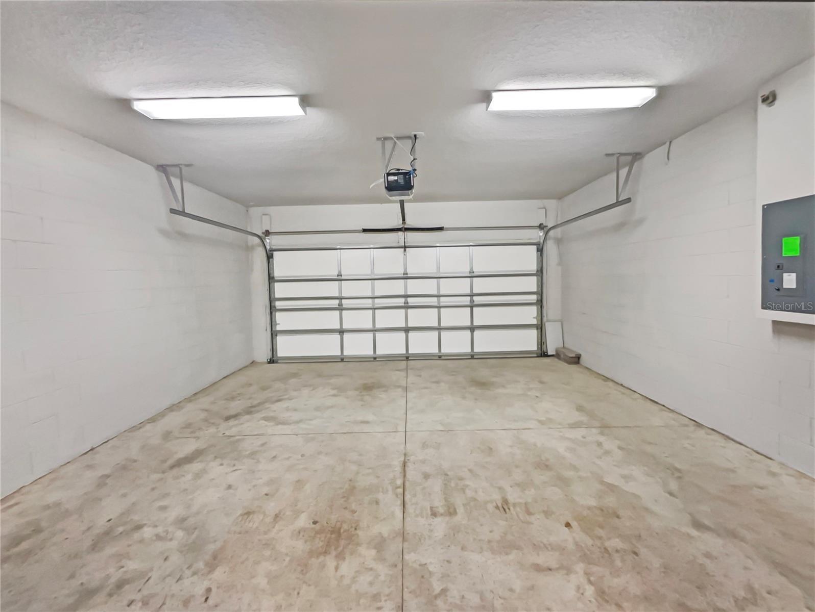 Image 13 of 32 For 1909 Spring Shower Circle