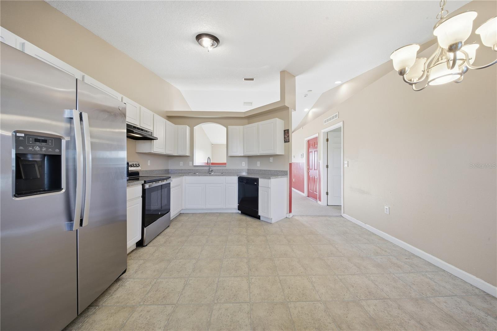 Image 10 of 29 For 839 Hollywood Street