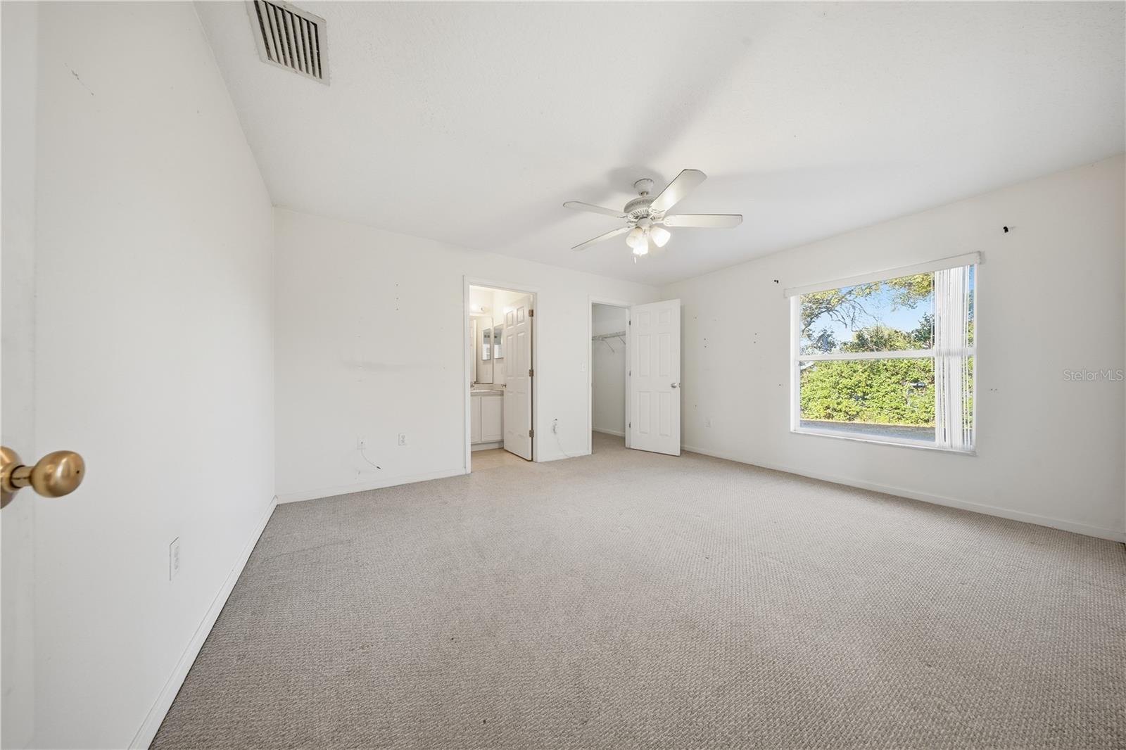 Image 12 of 29 For 839 Hollywood Street