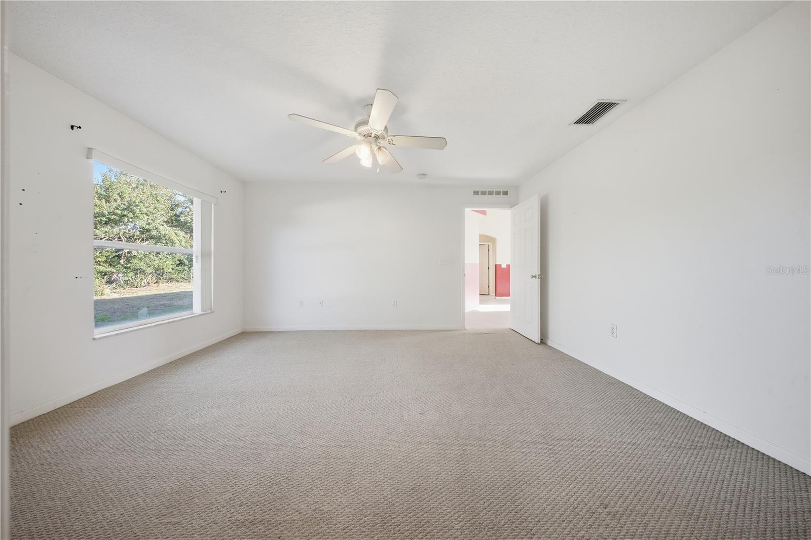 Image 13 of 29 For 839 Hollywood Street