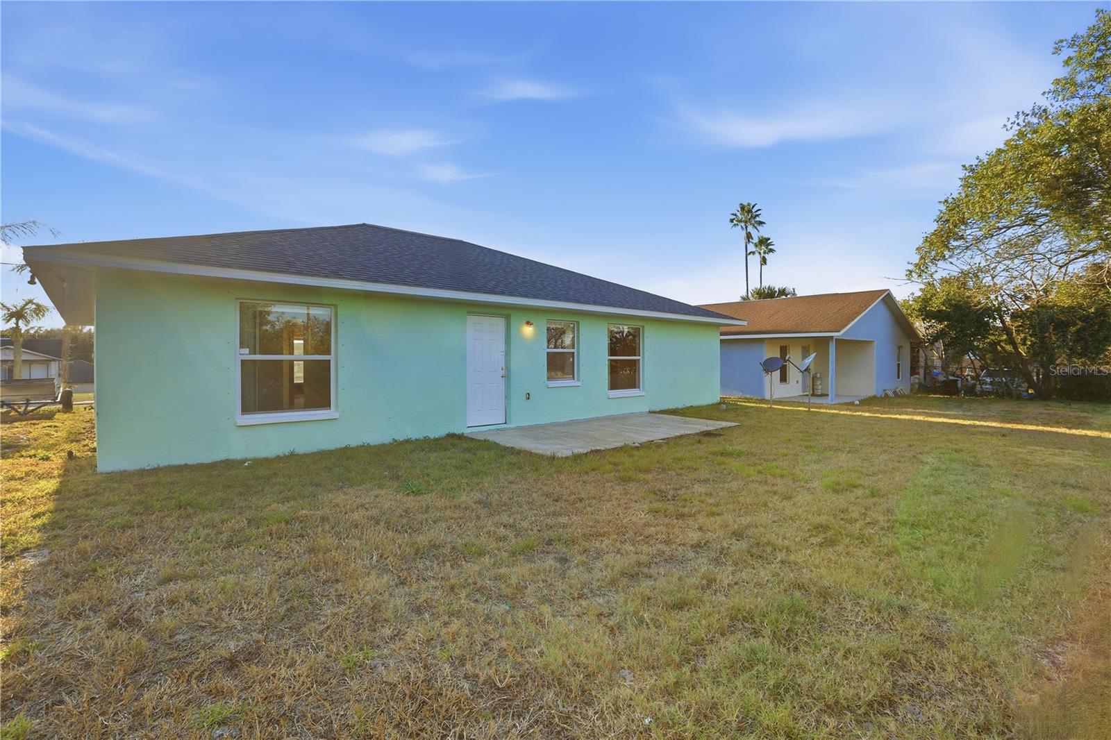 Image 23 of 29 For 839 Hollywood Street