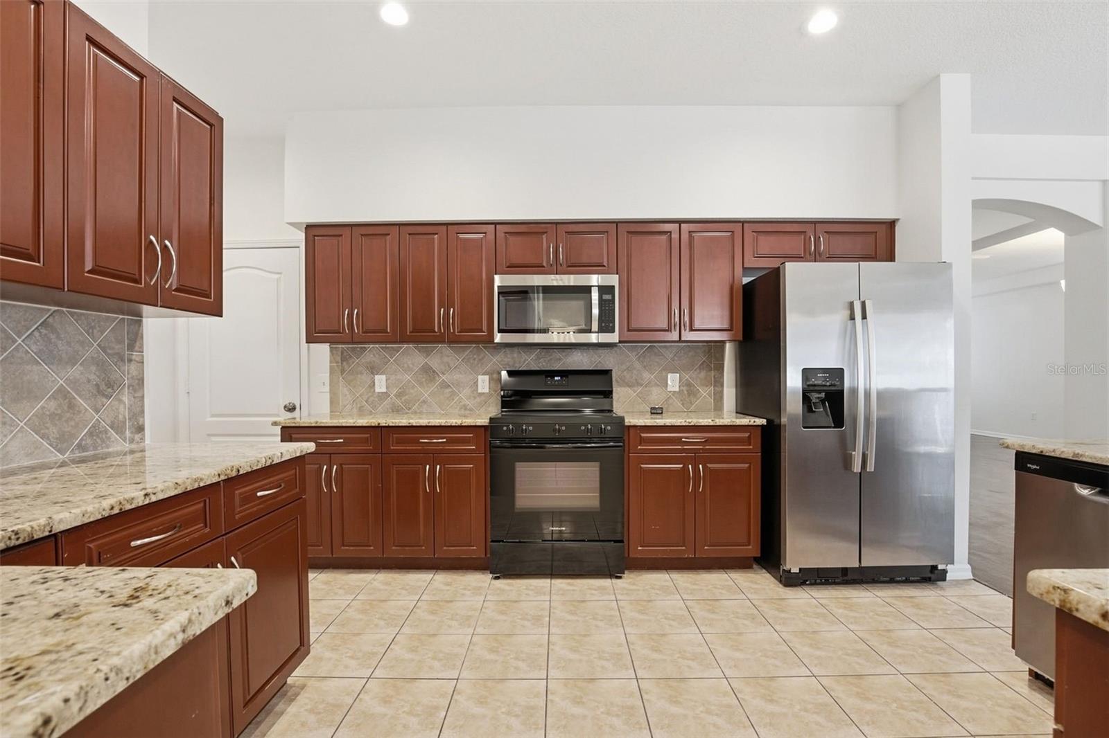 Image 18 of 48 For 471 Westchester Hills Lane