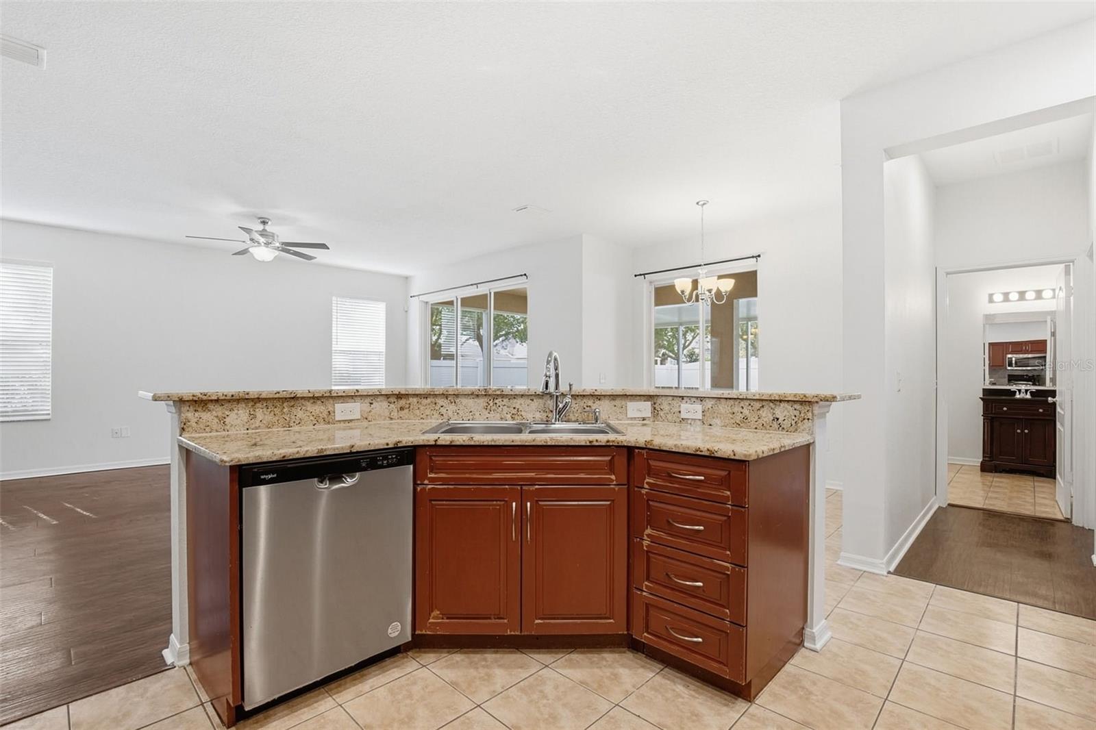 Image 19 of 48 For 471 Westchester Hills Lane