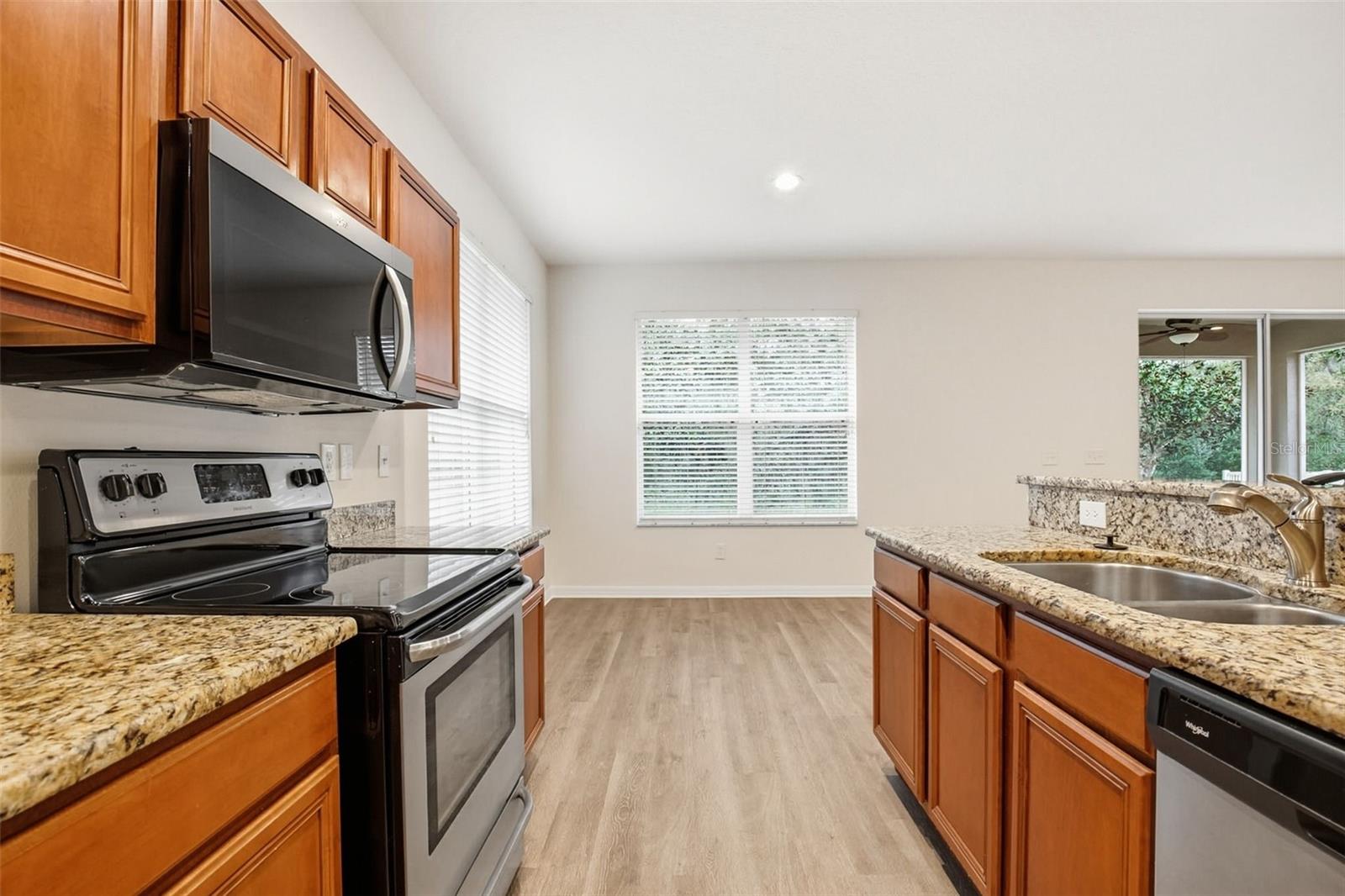 Image 13 of 31 For 7729 Grasmere Drive