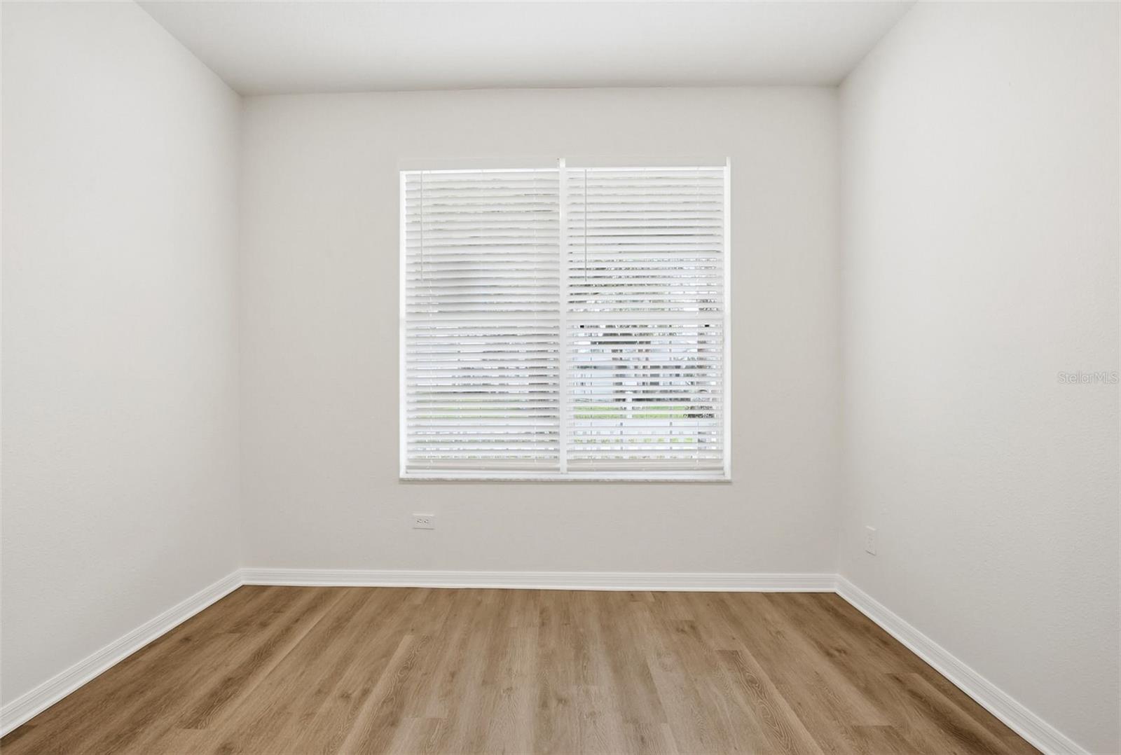 Image 21 of 31 For 7729 Grasmere Drive