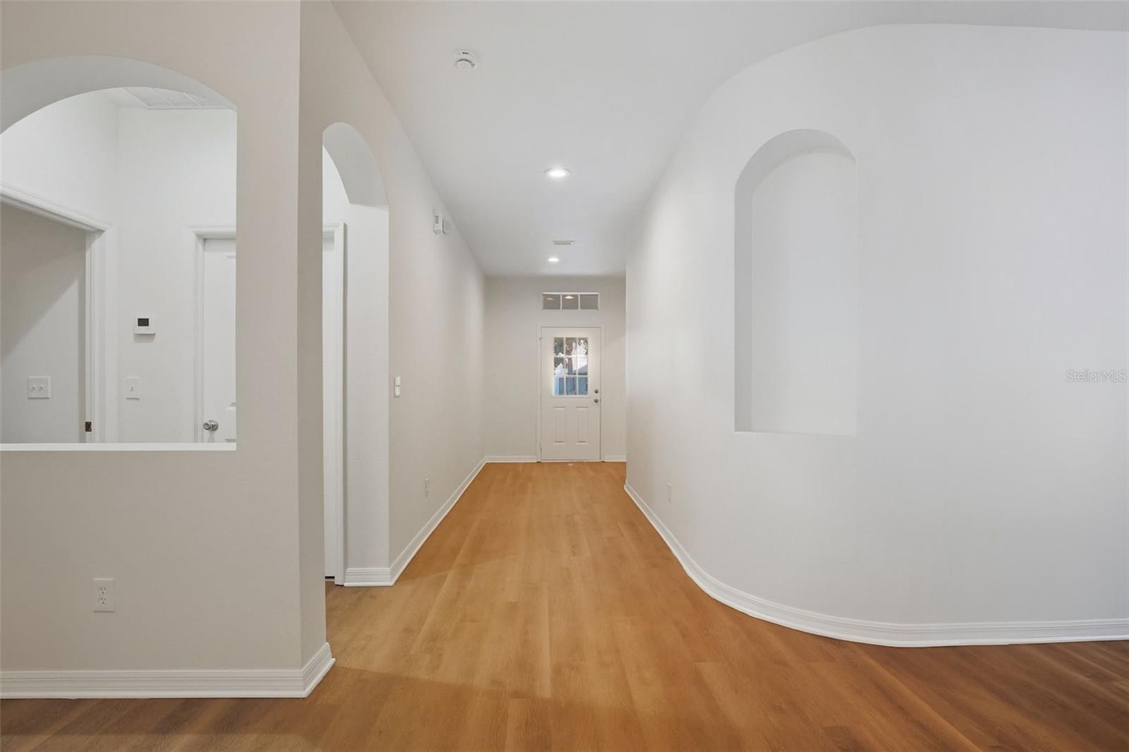 Image 3 of 31 For 7729 Grasmere Drive