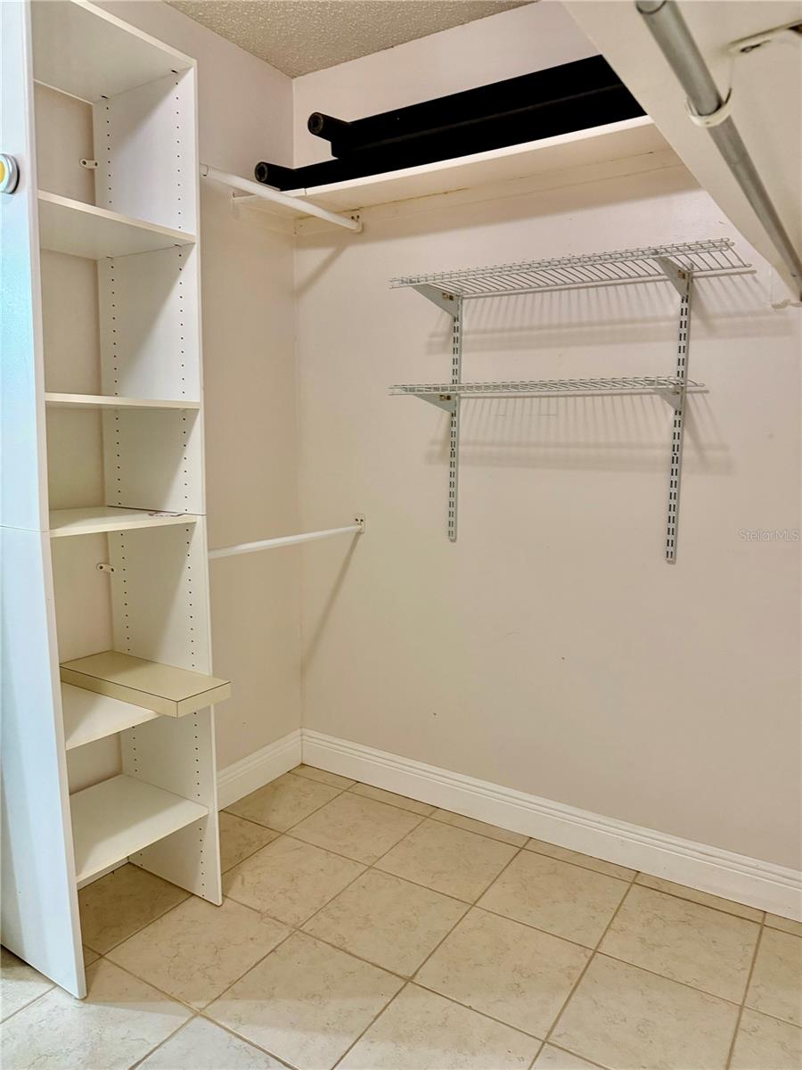 Image 23 of 48 For 717 Wilson Road