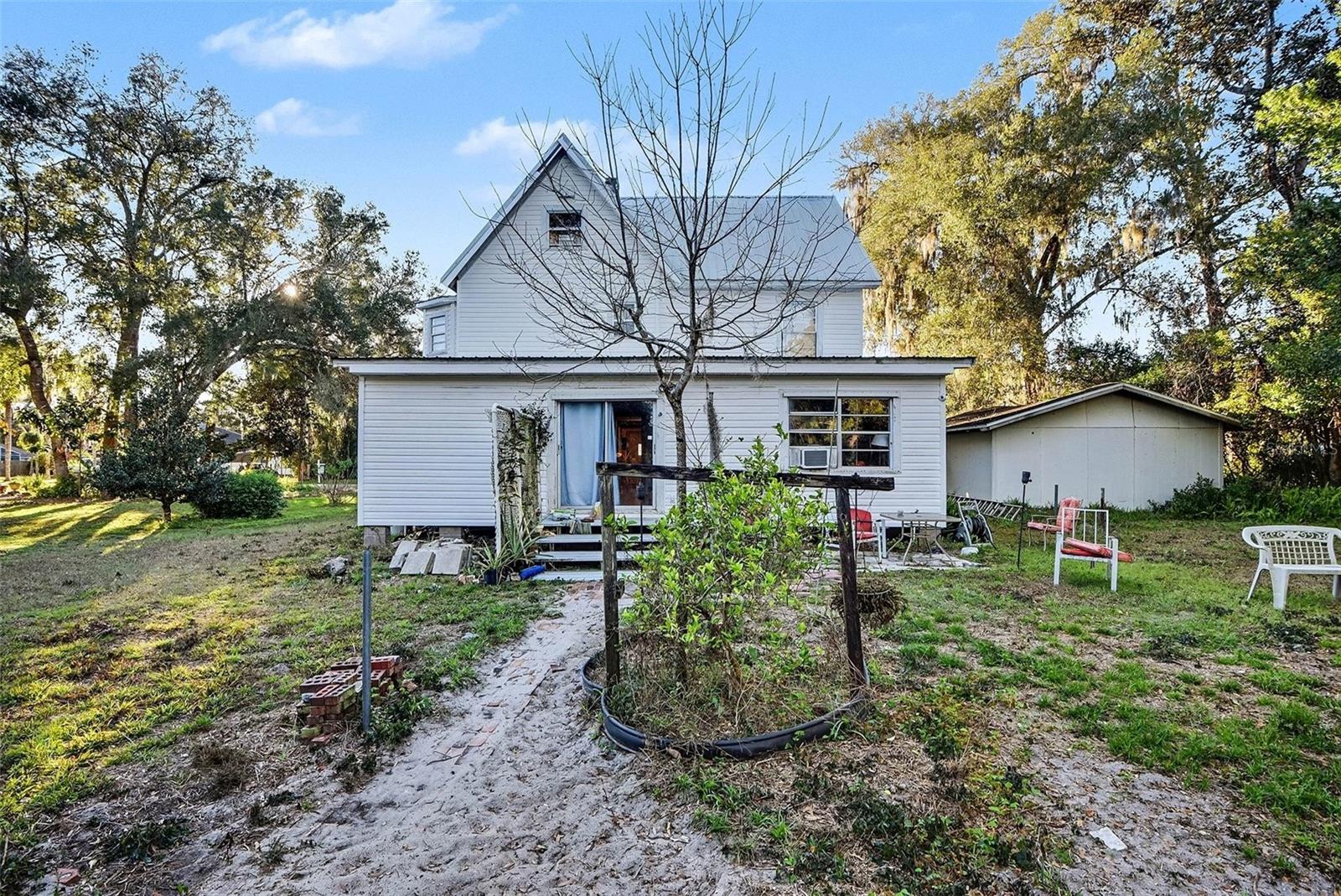 Image 10 of 12 For 351 Euclid Avenue