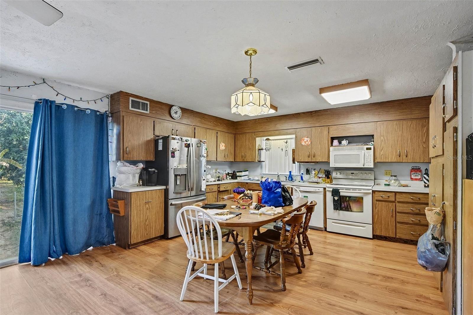 Image 7 of 12 For 351 Euclid Avenue