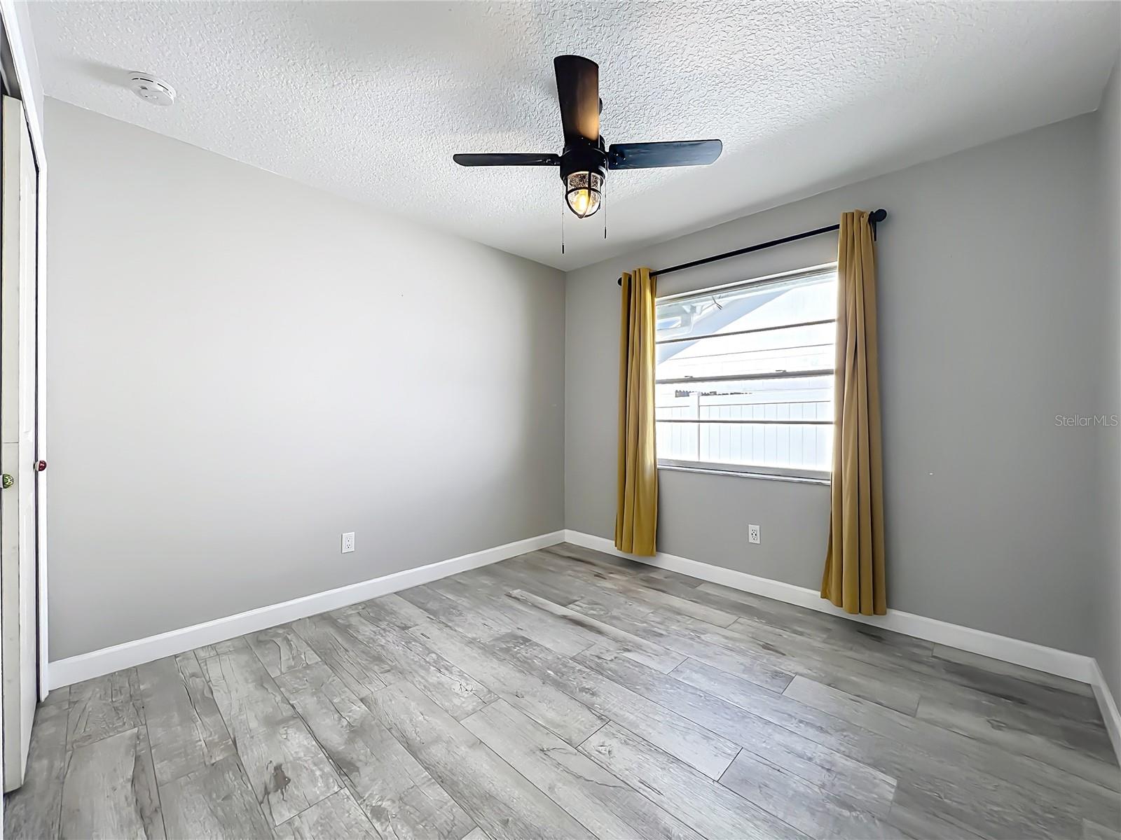 Image 22 of 30 For 12143 Rotuma Street