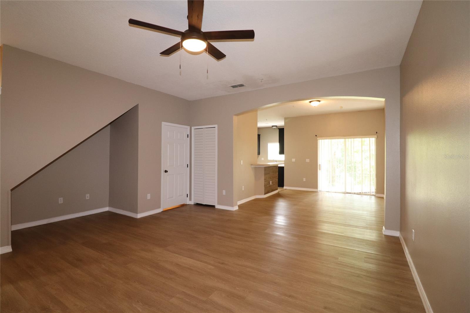 Image 17 of 34 For 1825 Sunset Palm Drive