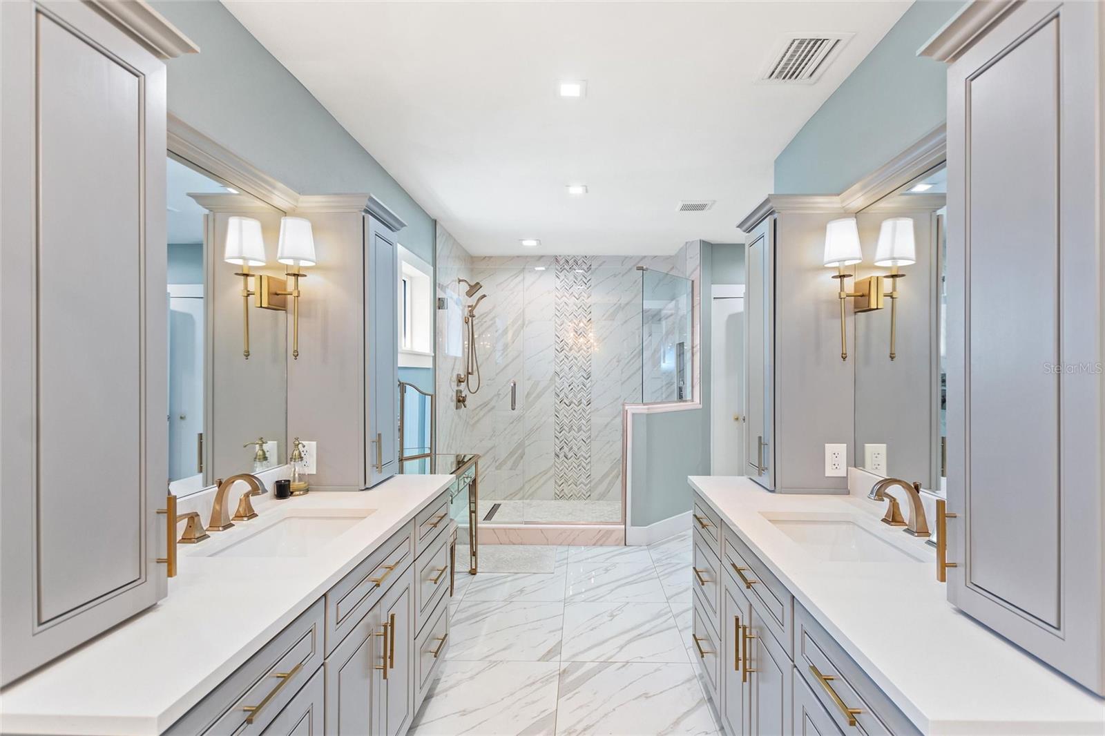 Image 26 of 46 For 640 Arjay Way