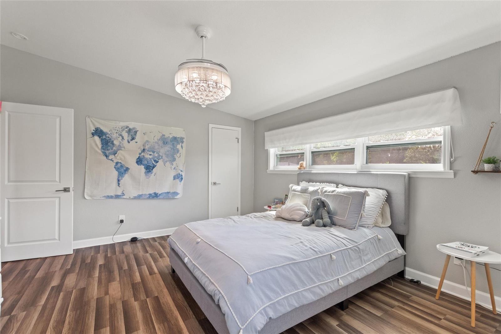 Image 40 of 46 For 640 Arjay Way