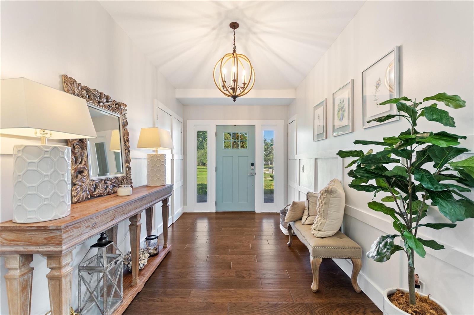 Image 8 of 46 For 640 Arjay Way