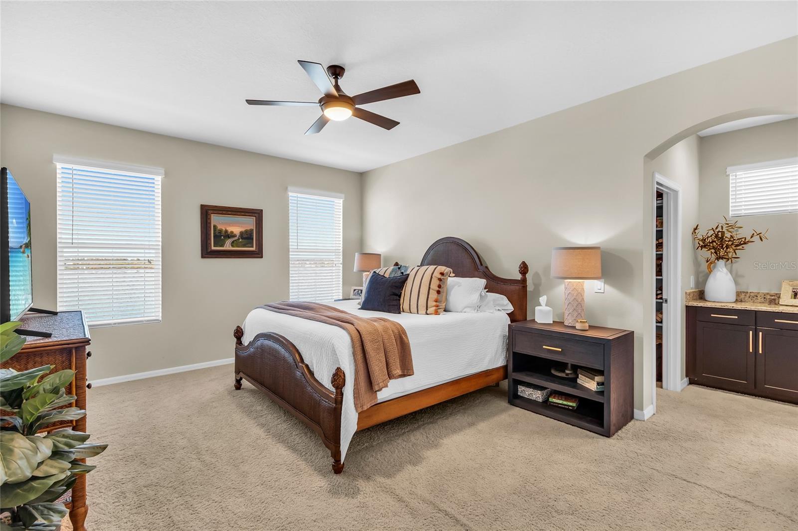 Image 17 of 49 For 529 Blue Cypress Drive