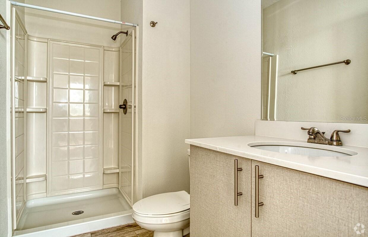 Image 16 of 24 For 2121 Mccoy Road 220