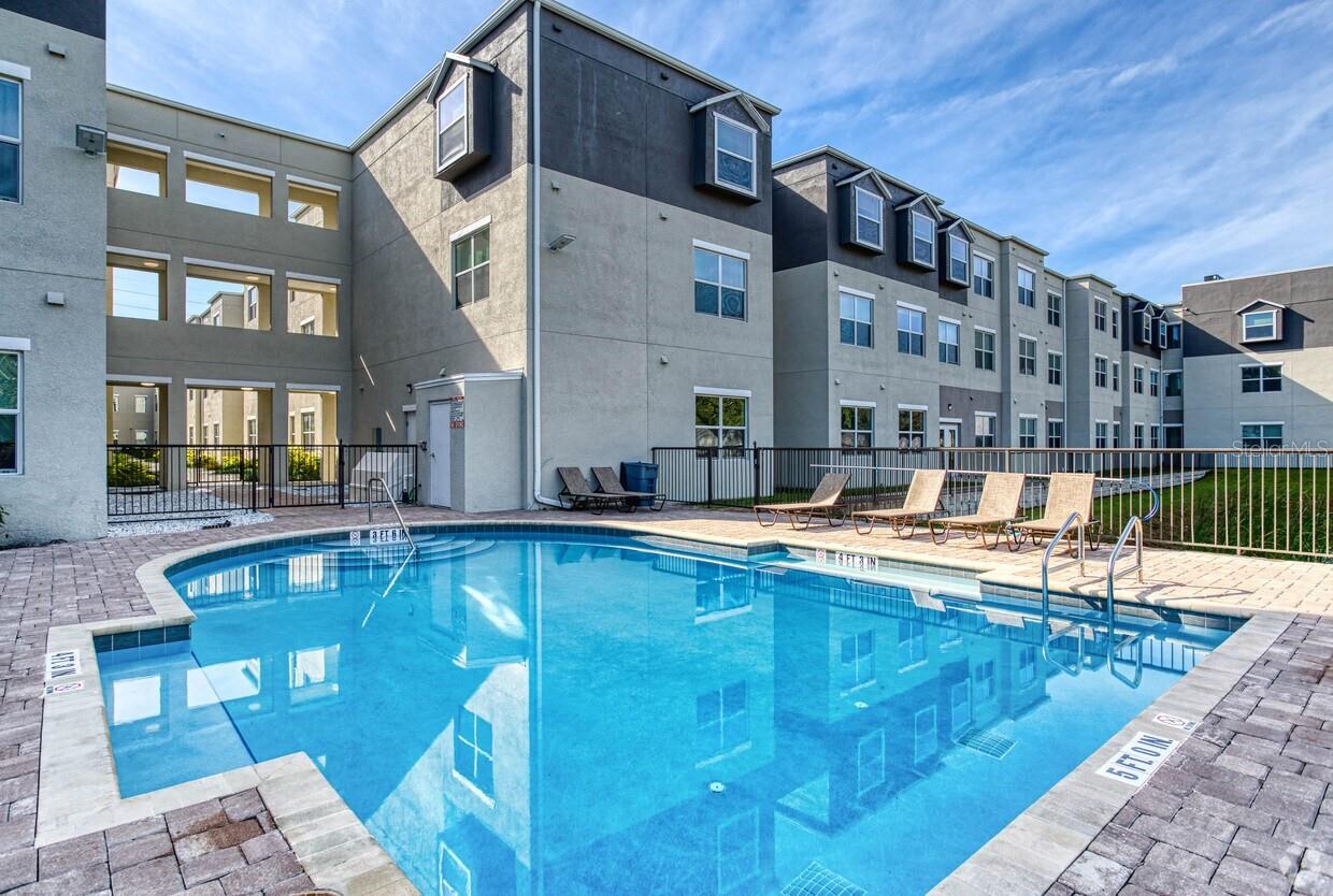 Image 3 of 24 For 2121 Mccoy Road 220