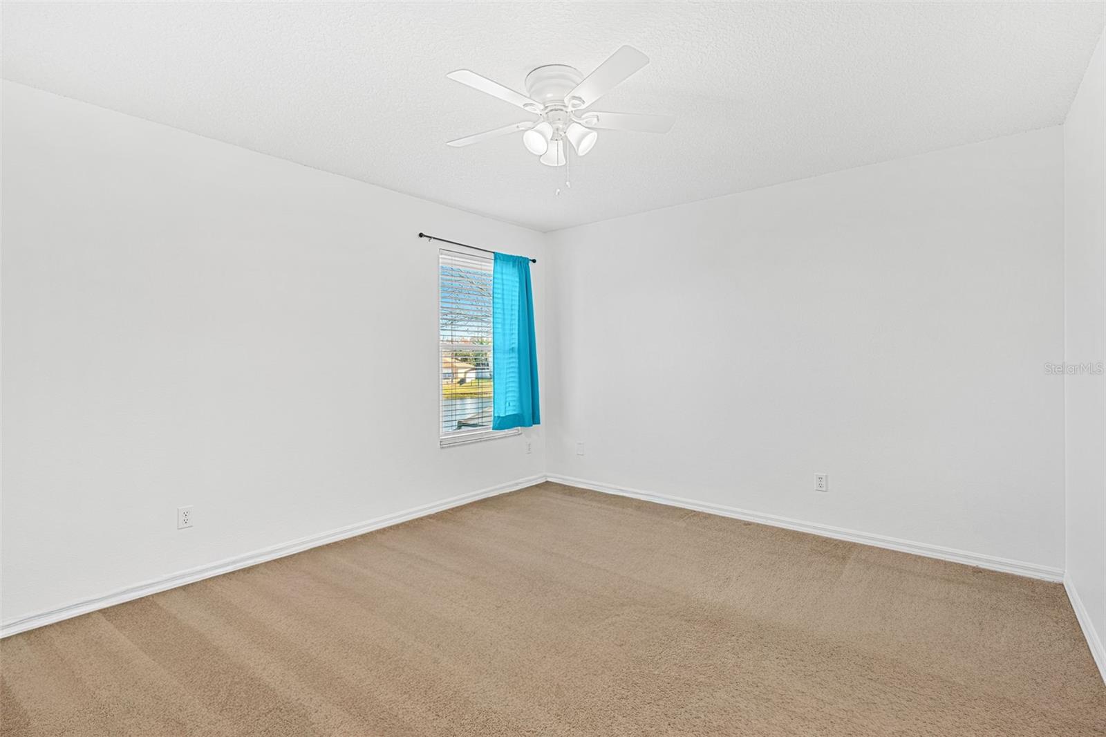 Image 25 of 48 For 1015 Seneca Falls Drive