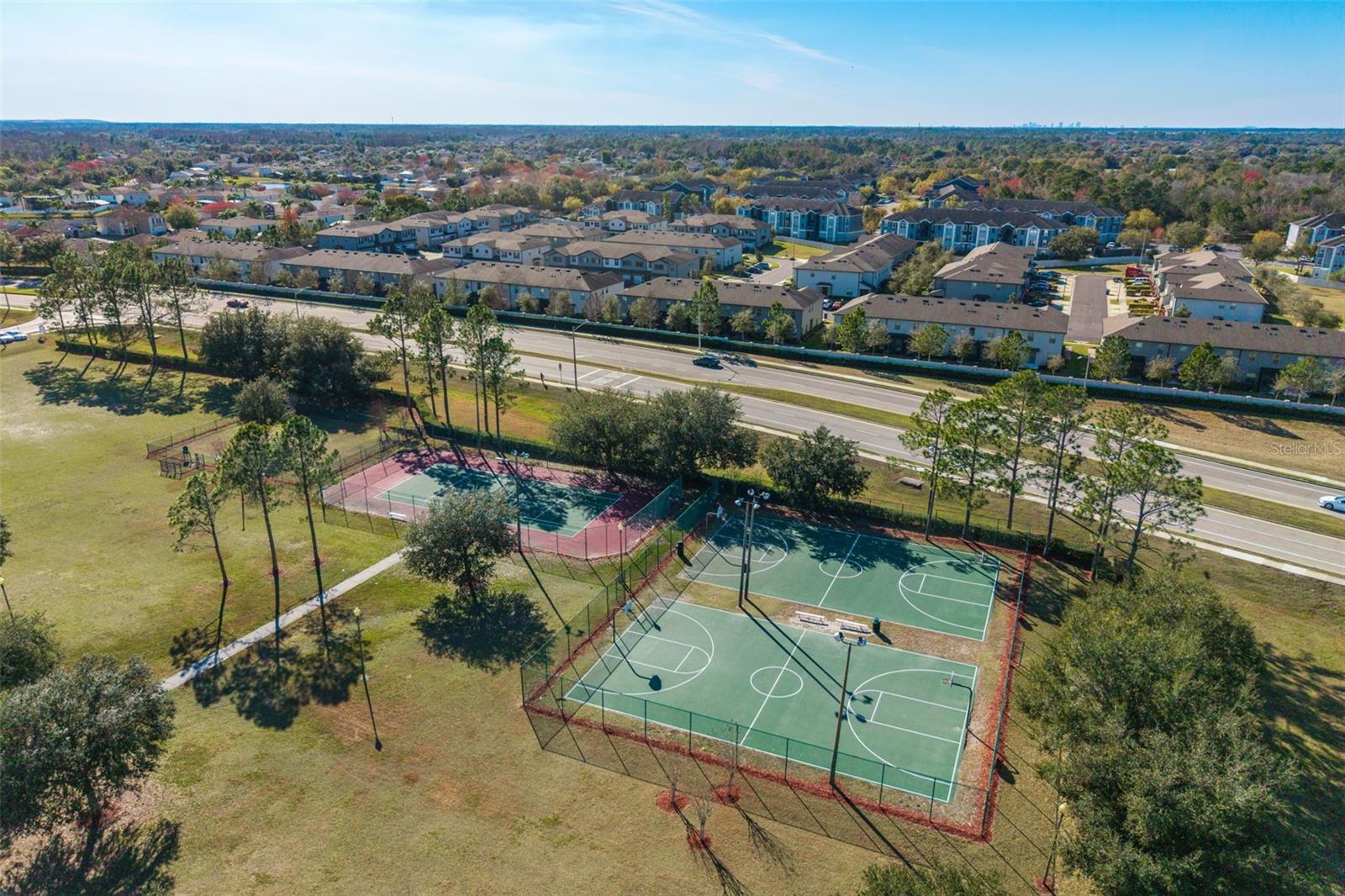 Image 40 of 48 For 1015 Seneca Falls Drive