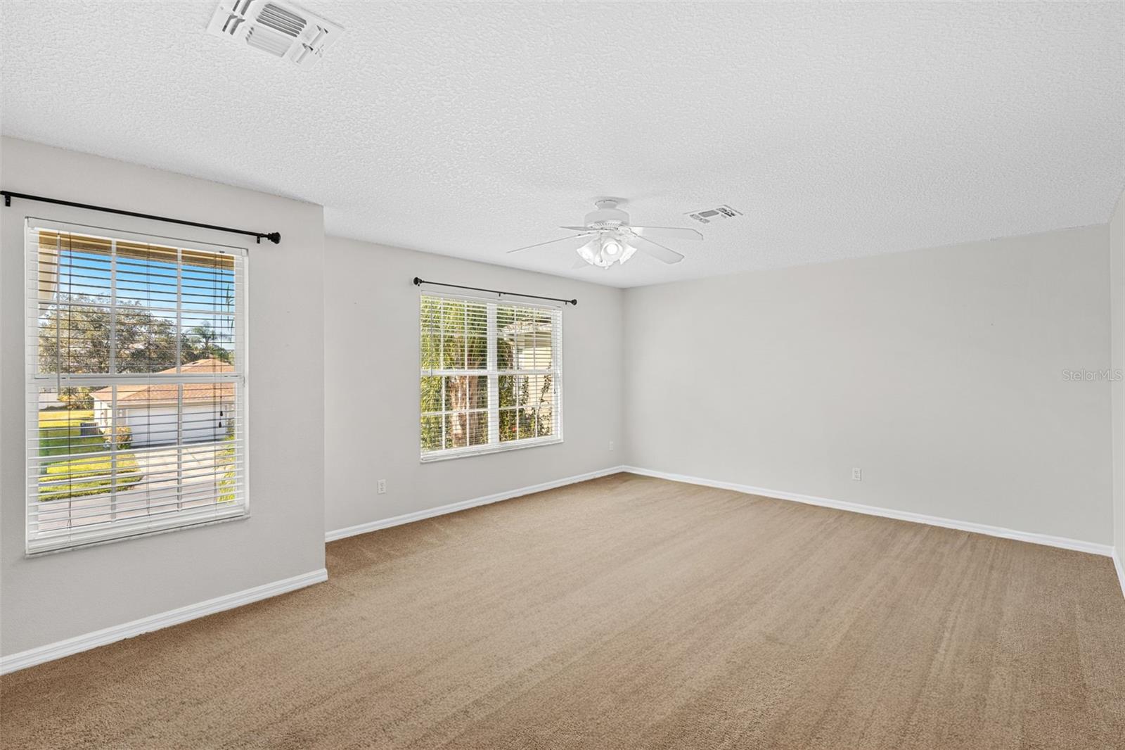 Image 46 of 48 For 1015 Seneca Falls Drive