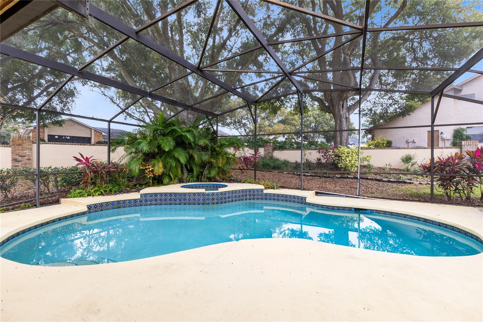 Image 16 of 21 For 5415 Bay Side Drive