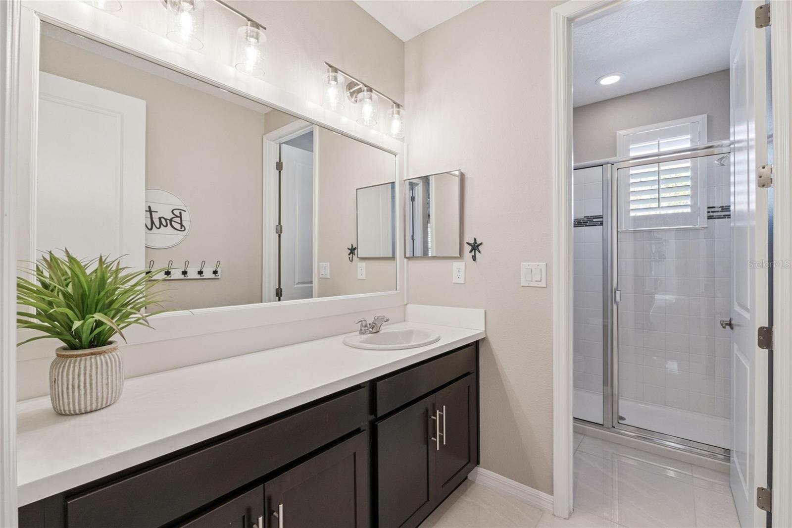 Image 33 of 55 For 15312 Gilligan Court