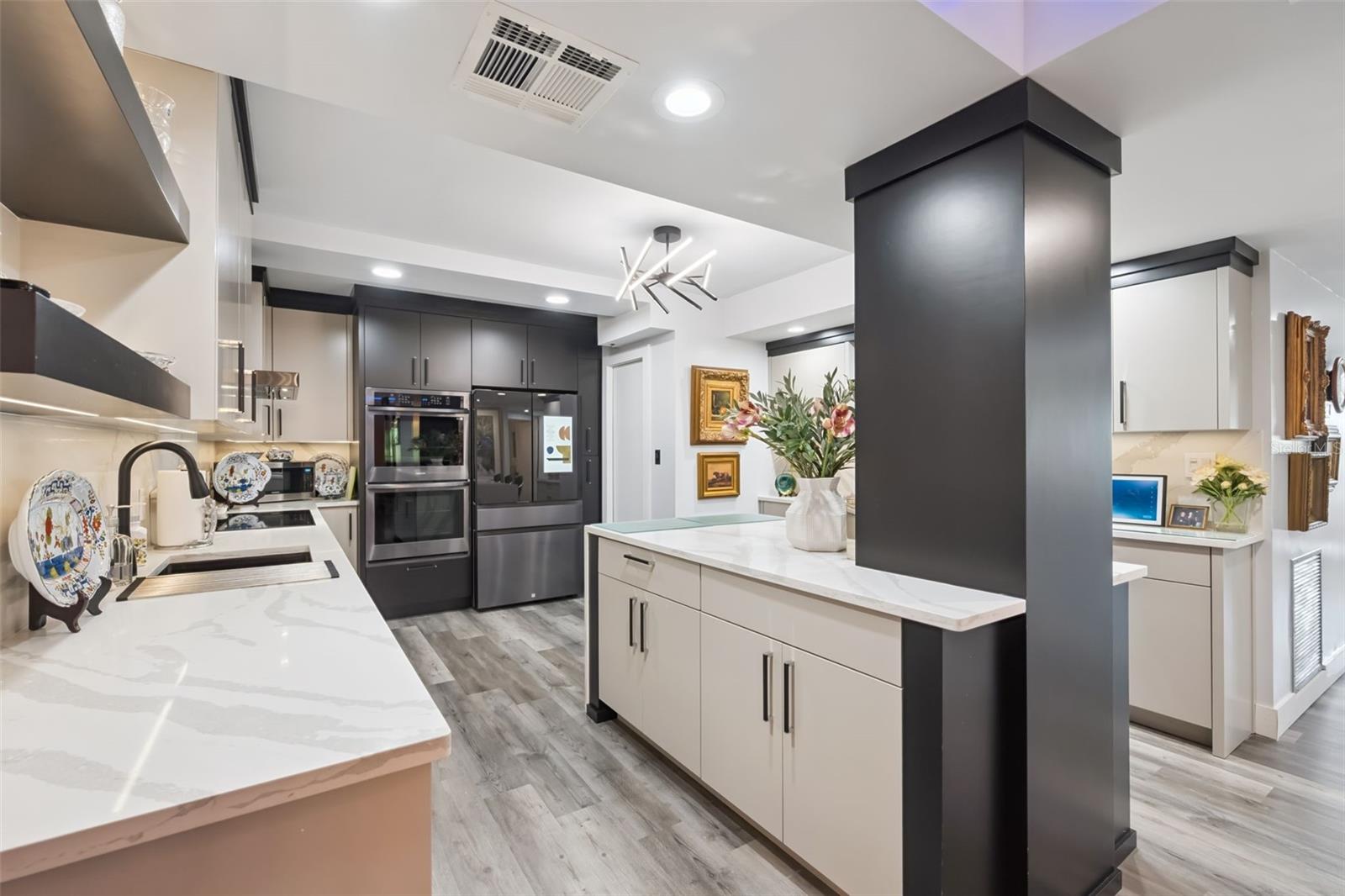 Image 14 of 55 For 7550 Hinson Street 4b