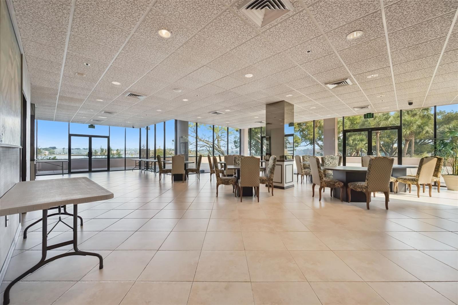 Image 41 of 55 For 7550 Hinson Street 4b