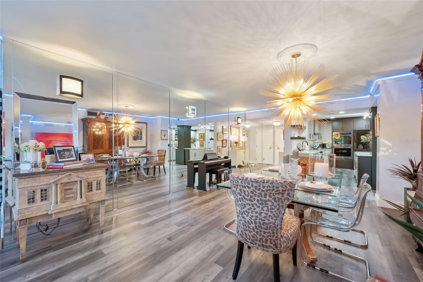 Image 7 of 55 For 7550 Hinson Street 4b