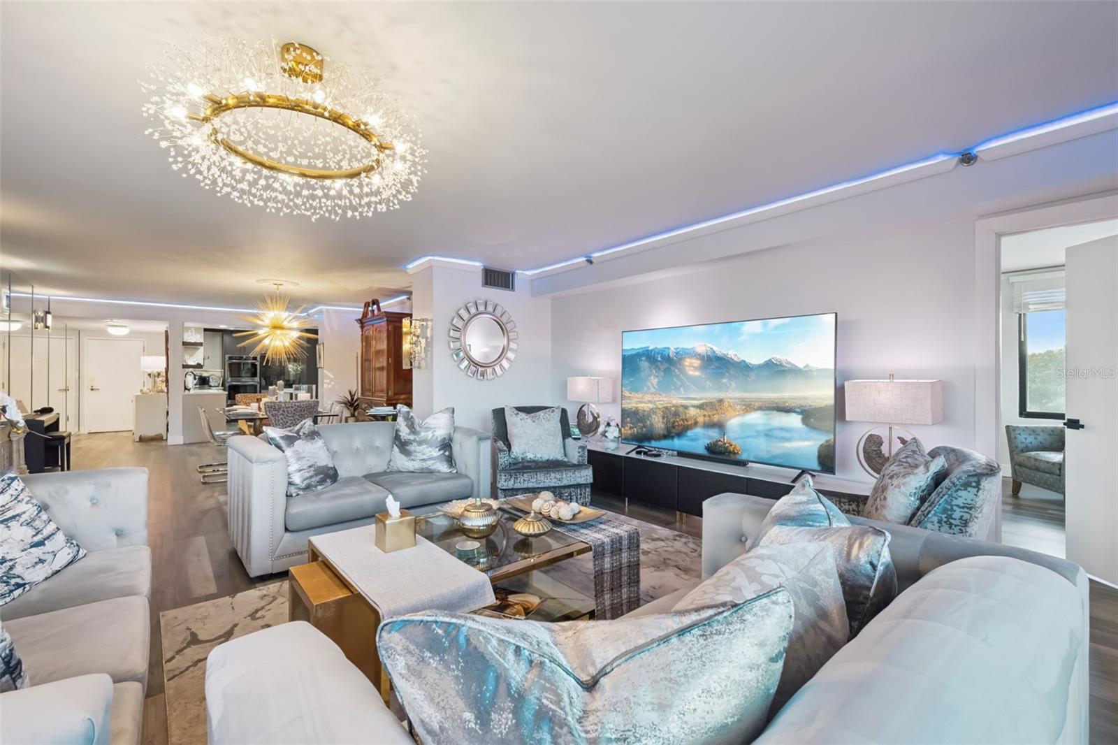 Image 9 of 55 For 7550 Hinson Street 4b