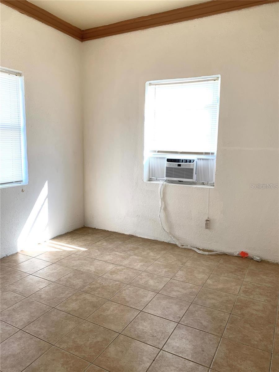 Image 11 of 15 For 100 John Street