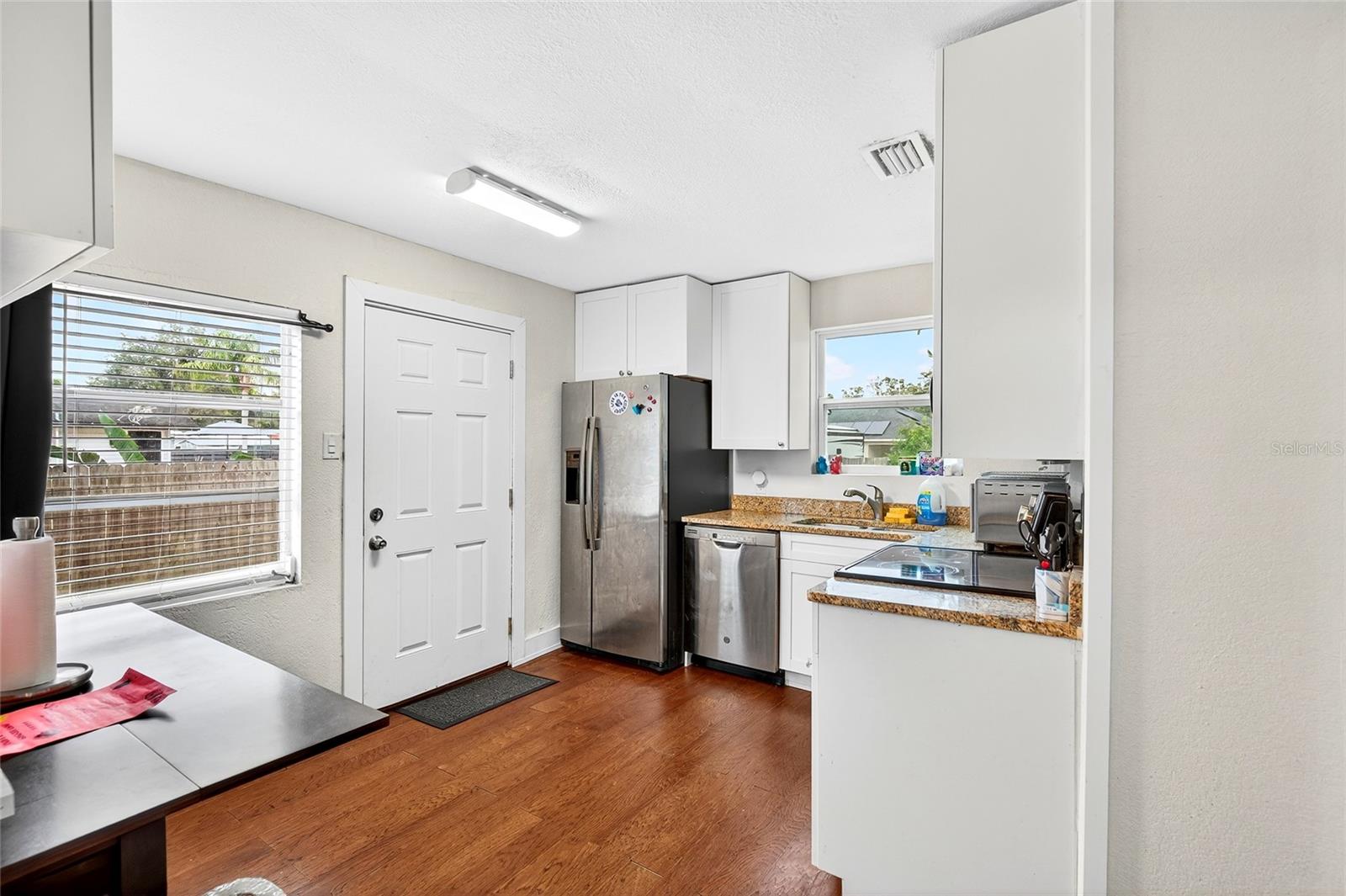 Image 6 of 17 For 8917 Willow Avenue