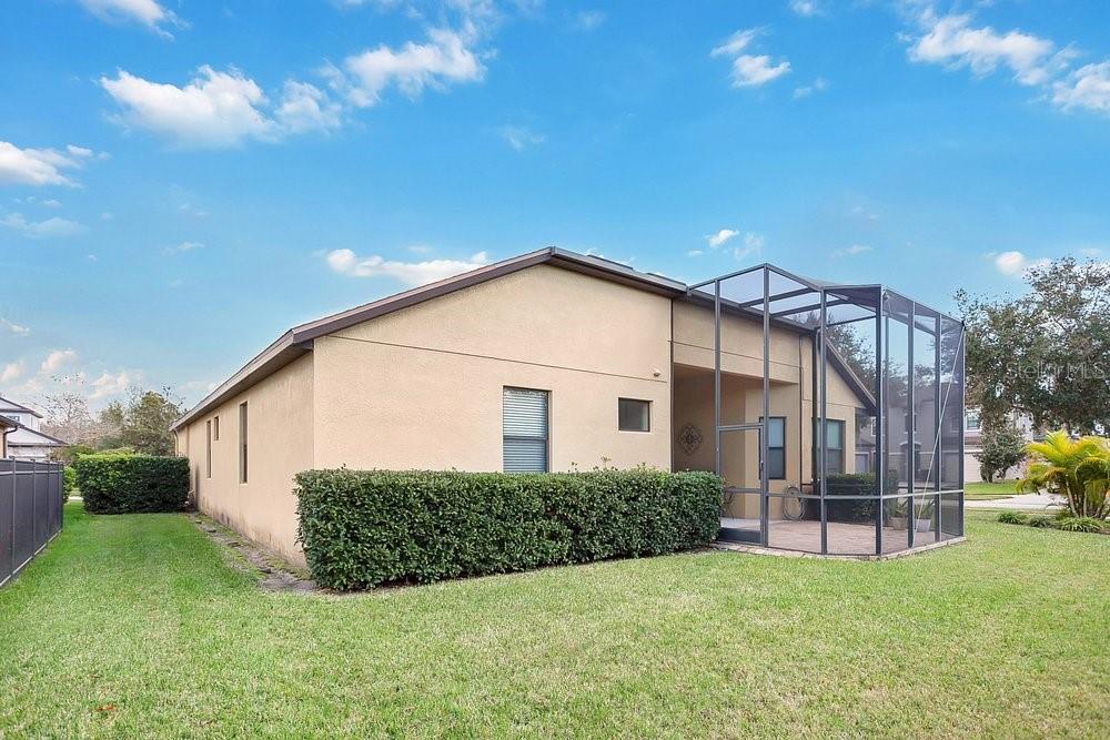 Image 28 of 43 For 19402 Sweet Grass Way