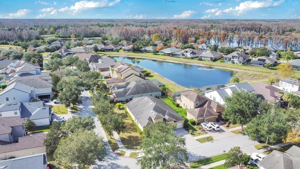 Image 35 of 43 For 19402 Sweet Grass Way