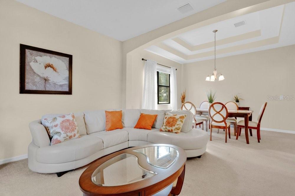 Image 4 of 43 For 19402 Sweet Grass Way