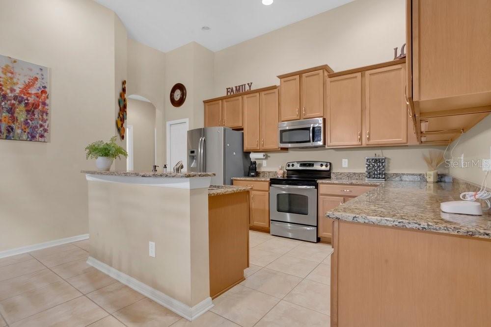 Image 9 of 43 For 19402 Sweet Grass Way