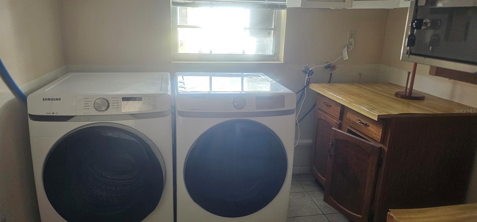 Image 10 of 35 For 1210 Howell Creek Drive