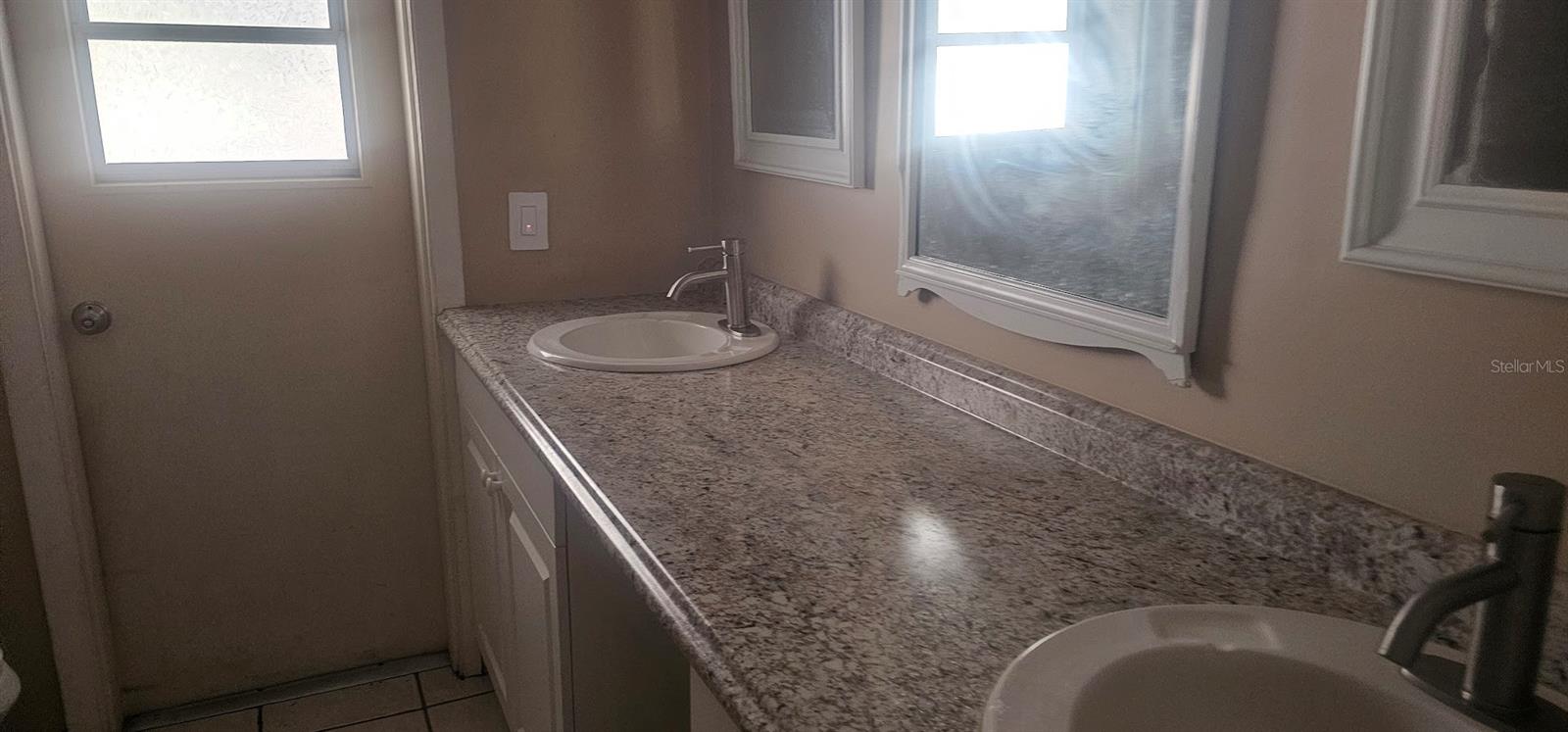 Image 18 of 35 For 1210 Howell Creek Drive