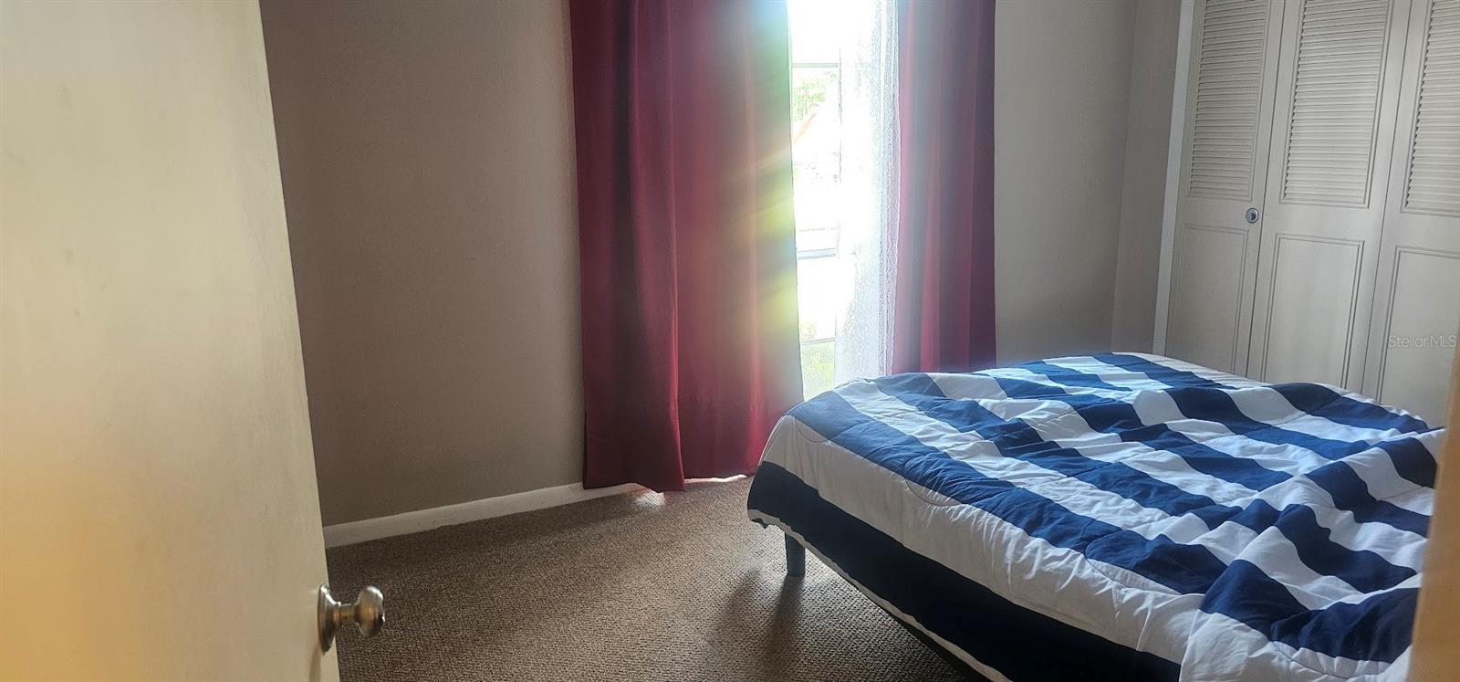 Image 22 of 35 For 1210 Howell Creek Drive