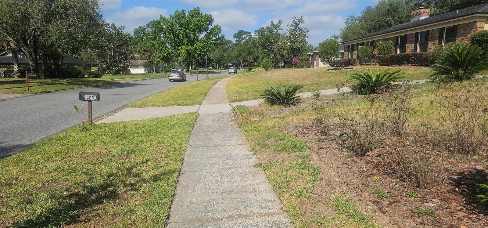 Image 31 of 35 For 1210 Howell Creek Drive