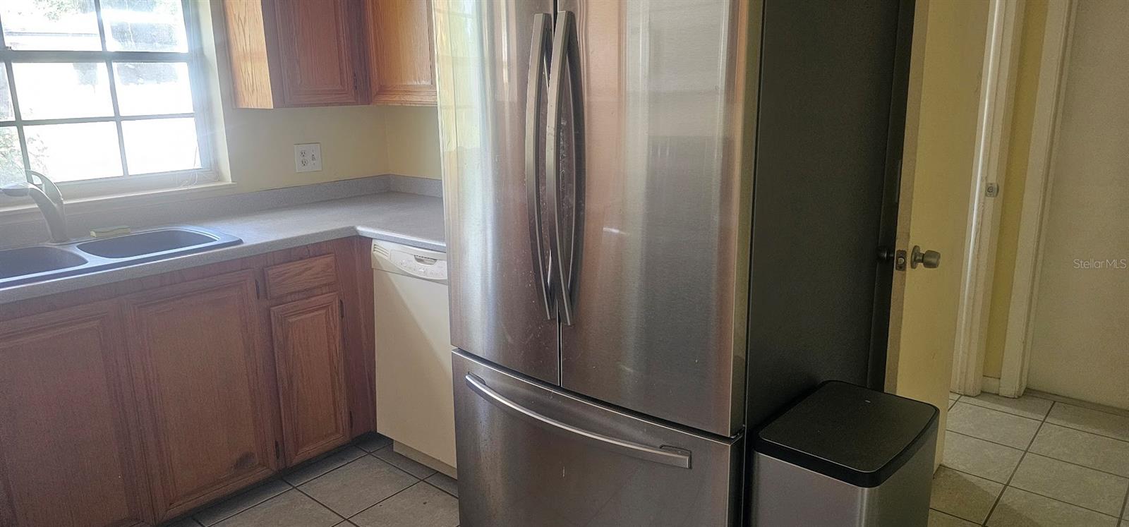 Image 8 of 35 For 1210 Howell Creek Drive