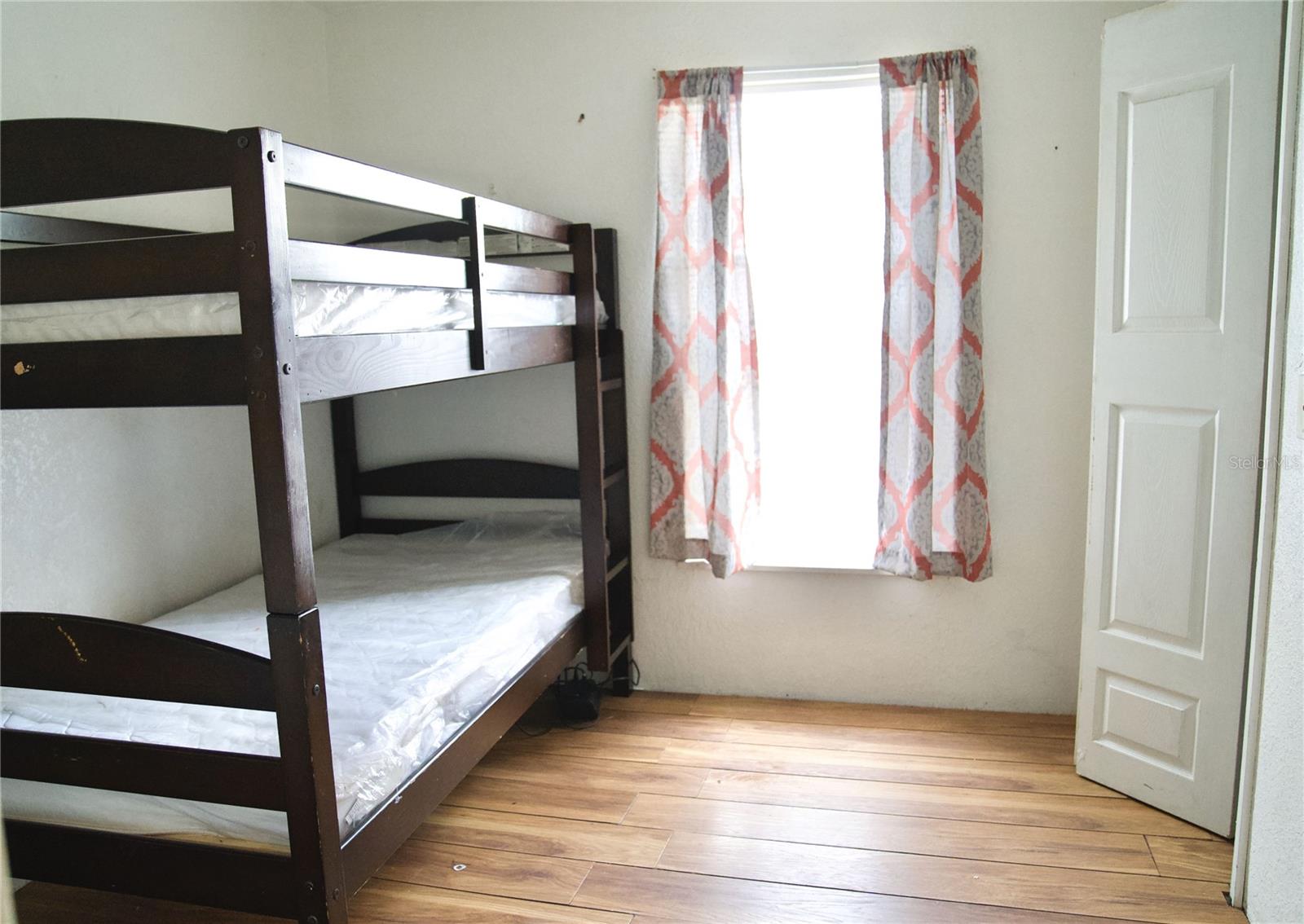 Image 10 of 13 For 1537 Jefferson Drive