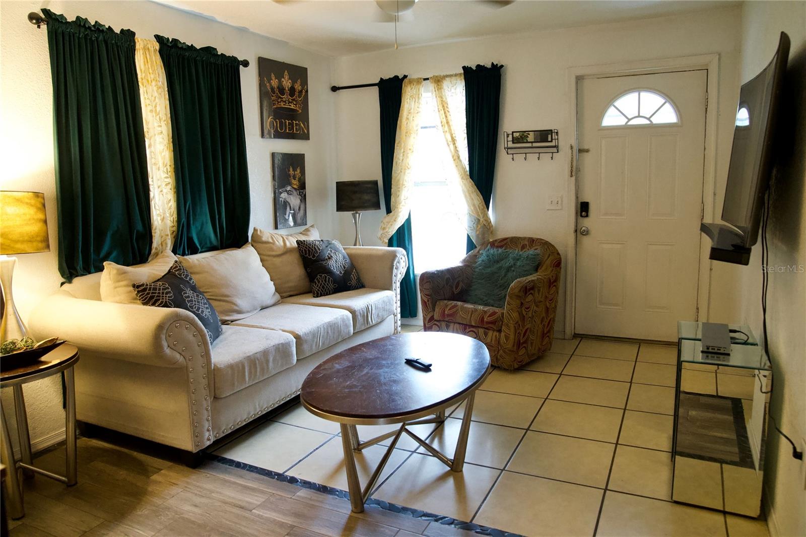 Image 3 of 13 For 1537 Jefferson Drive