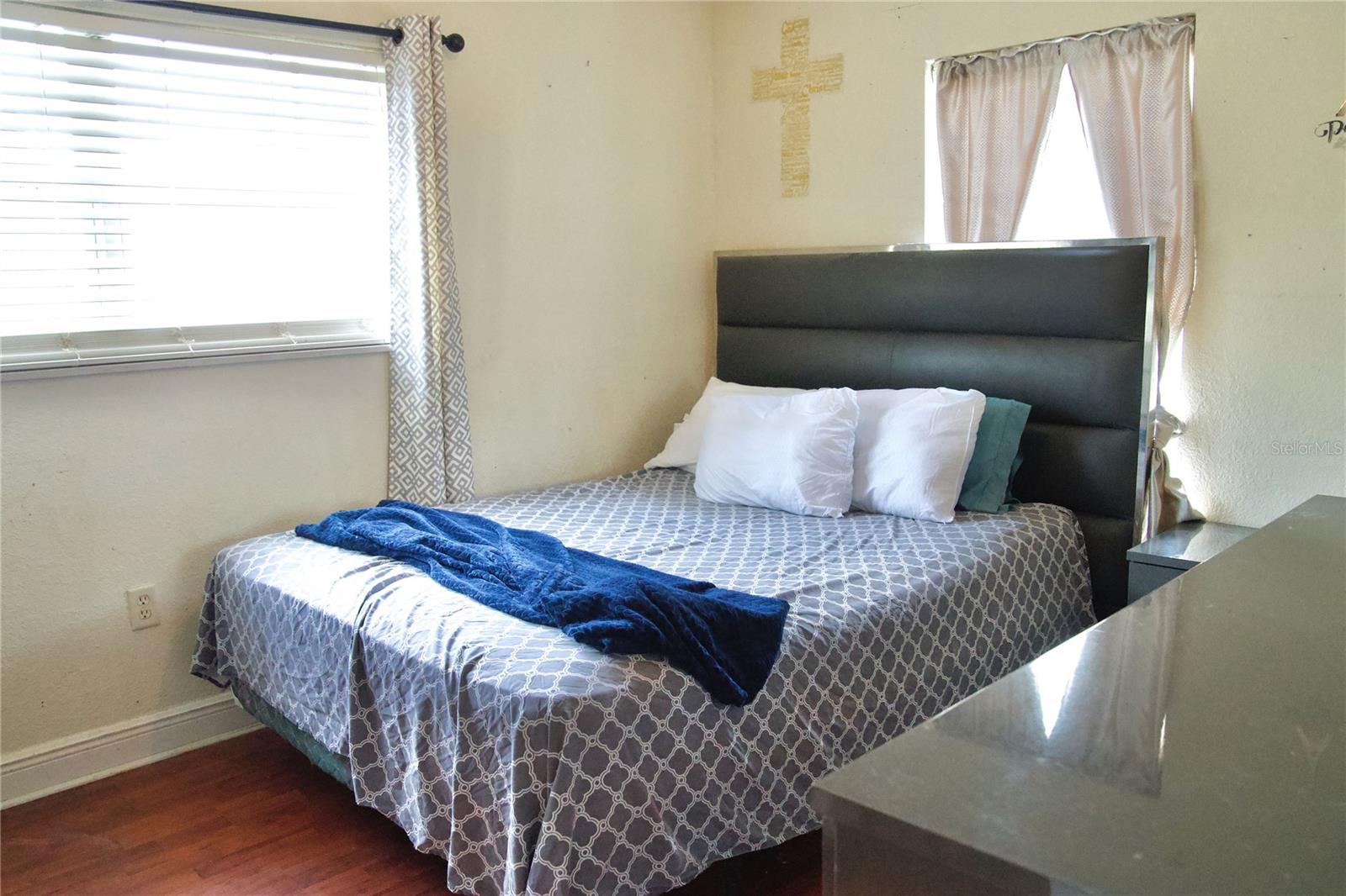 Image 8 of 13 For 1537 Jefferson Drive