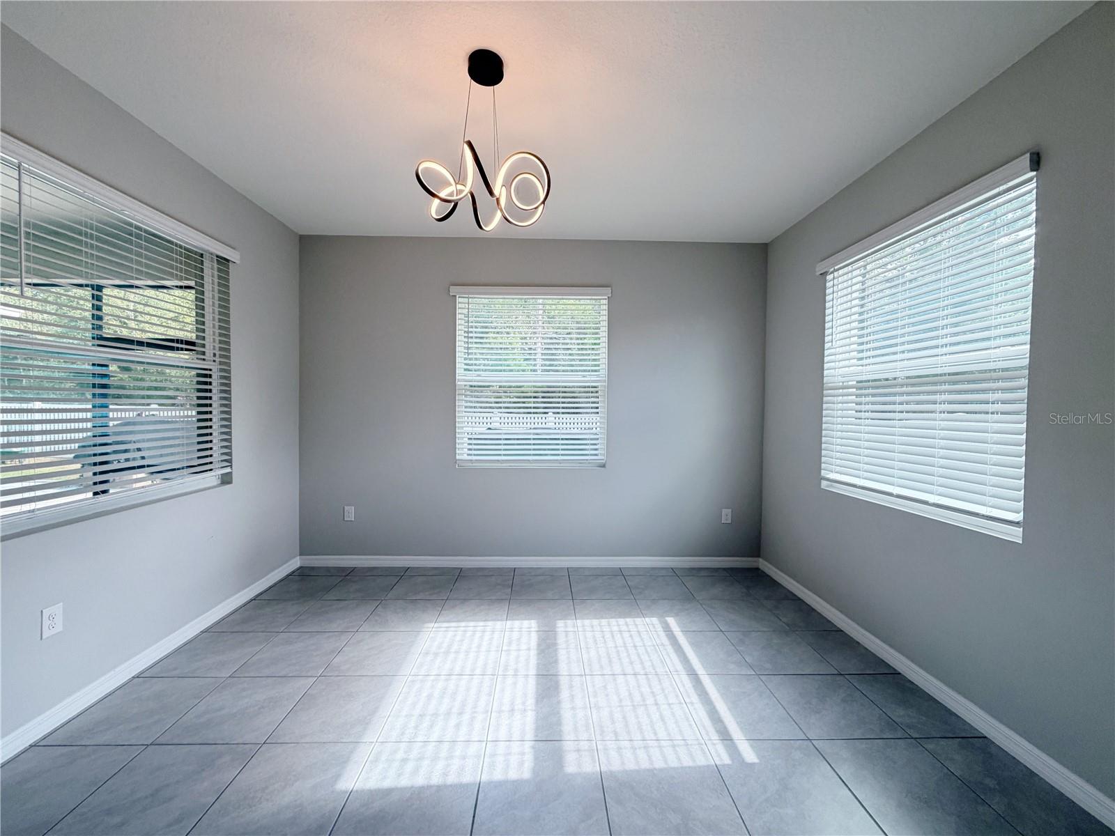 Image 21 of 80 For 535 66th Terrace