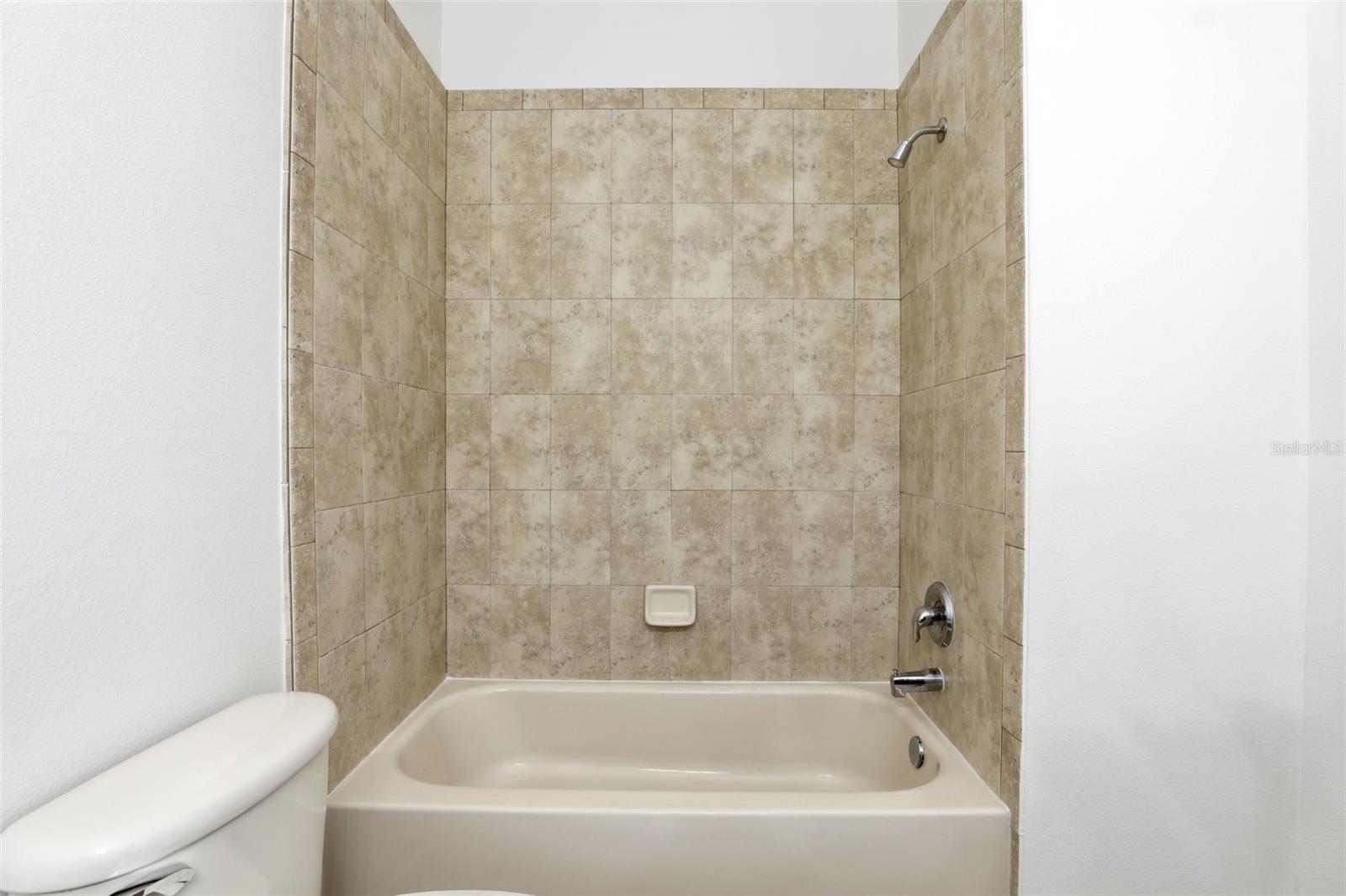 Image 27 of 33 For 1384 Lake Baldwin Lane