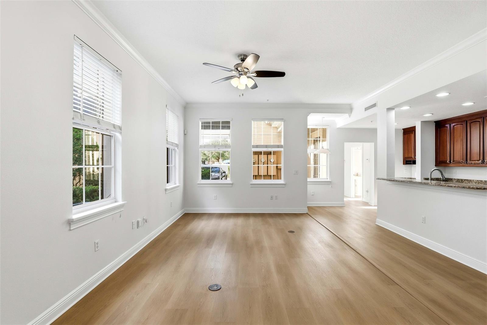 Image 6 of 33 For 1384 Lake Baldwin Lane