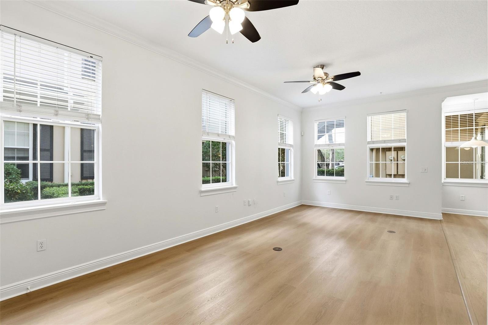 Image 7 of 33 For 1384 Lake Baldwin Lane