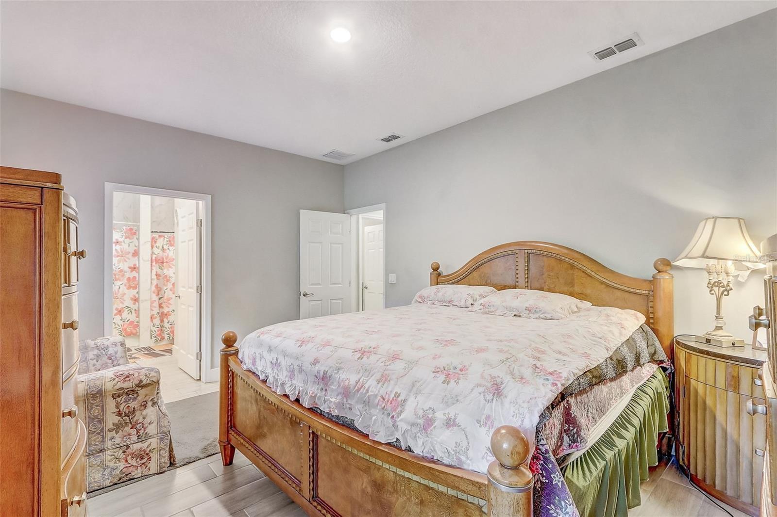 Image 15 of 28 For 309 13th Street